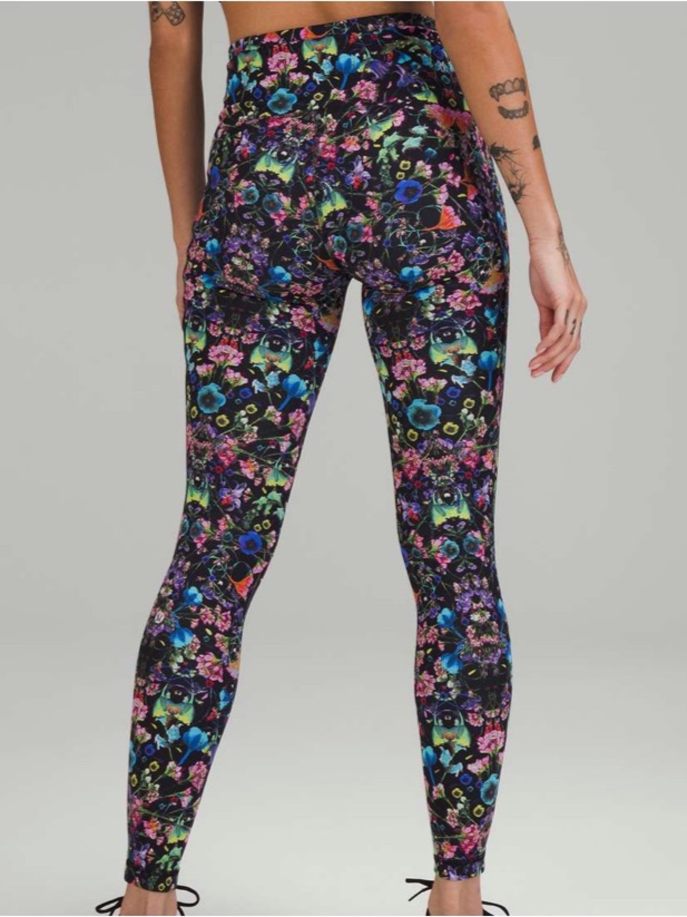 Lululemon swift speed high rise 28” flower scope black multi size 2 like new